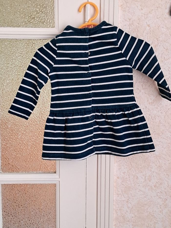 Robe 6mois - photo numéro 2