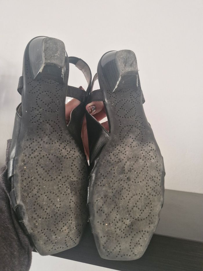 Sandales petit talon noire - photo numéro 5