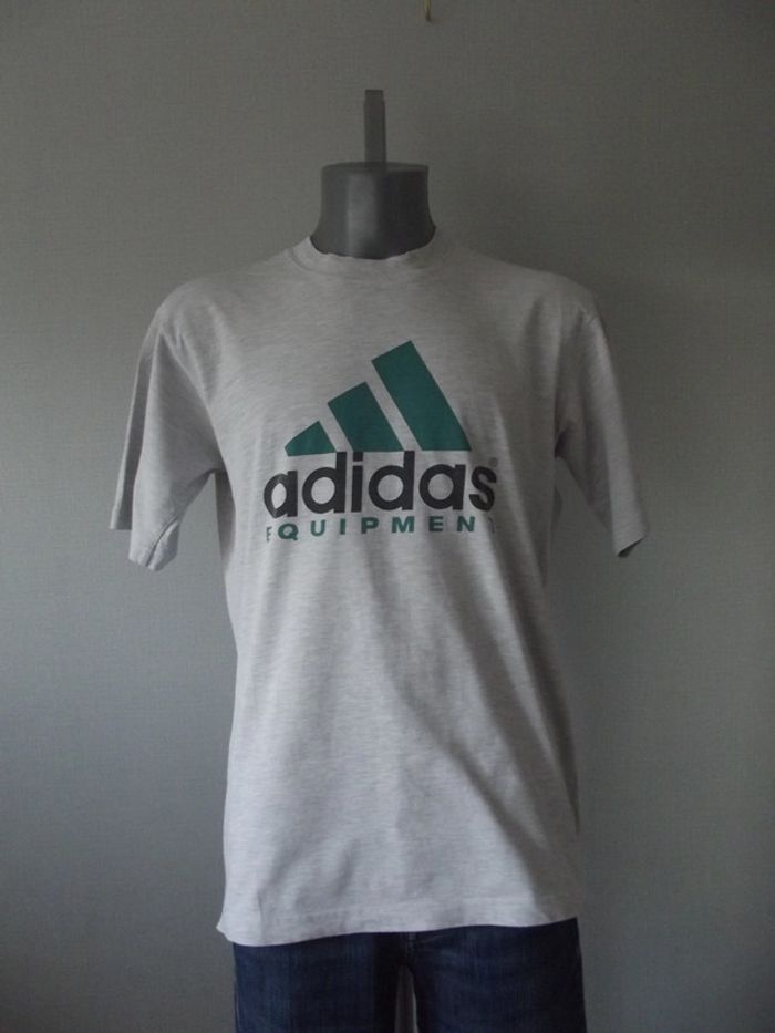 T-shirt Adidas vintage Taille M