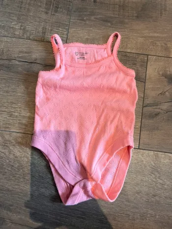 Body débardeur rose 3 mois