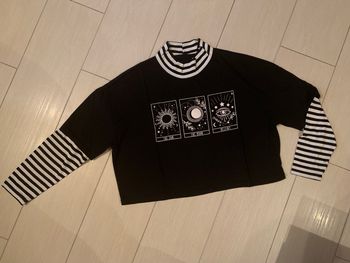 Shein t-shirt ML effet 2 en 1 XS