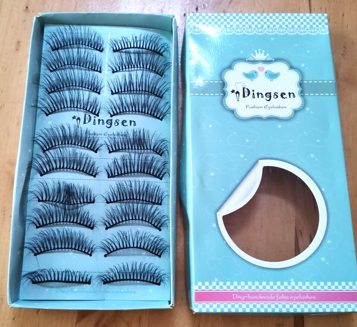 Faux Cils - photo numéro 2