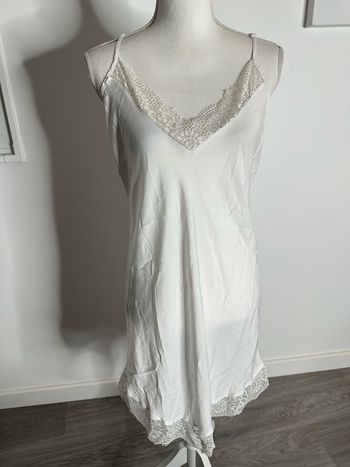 Nuisette blanc crème et dentelle Etam T40 L