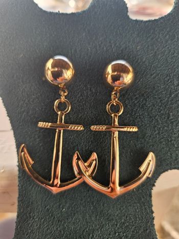 Boucle d'oreille 16