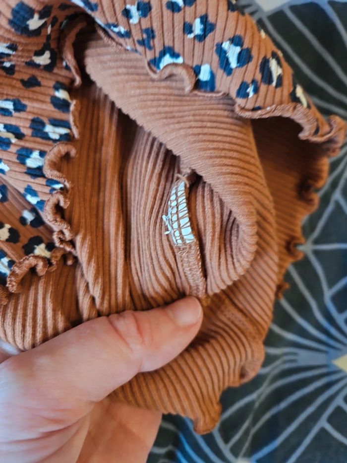 Tee-shirt tape à l'œil léopard 10 ans - photo numéro 3