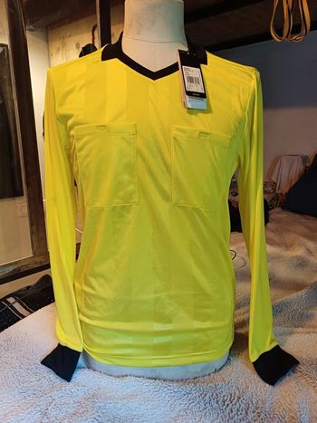 Maillot Adidas homme taille S neuf