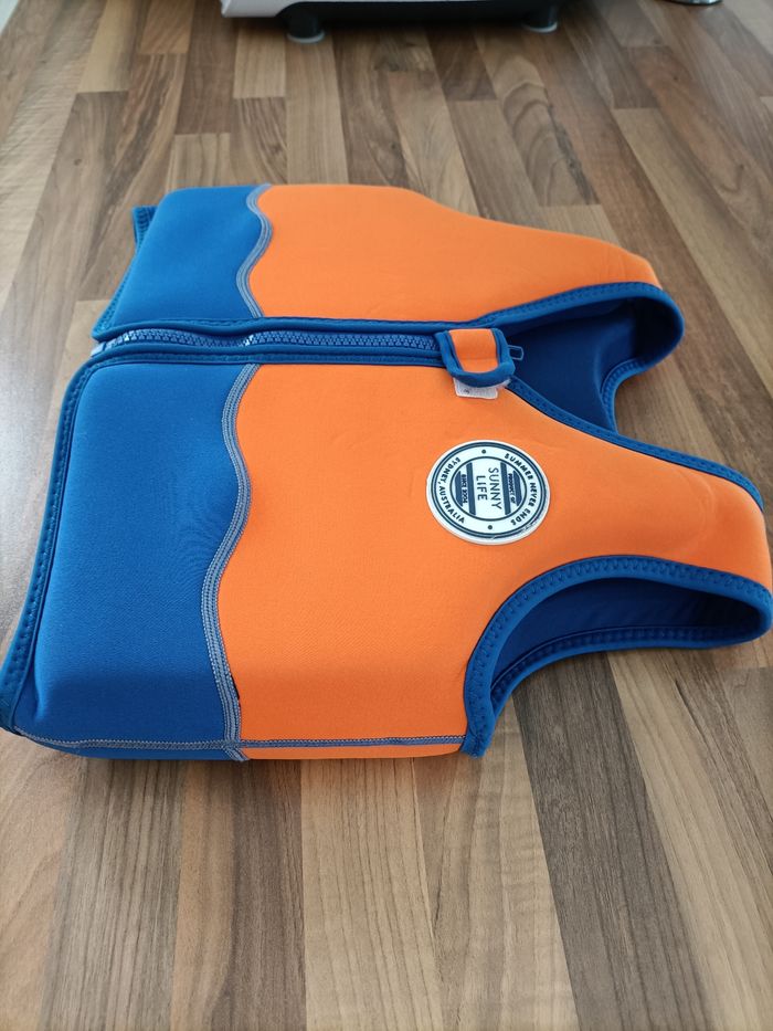 Gilet flottaison requin bleu et orange 15-18 kg - photo numéro 5