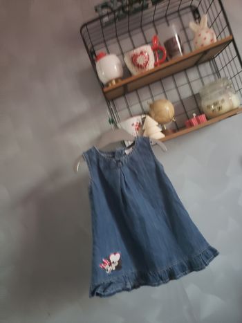 Robe 🎀 Disney baby 12 mois 3€