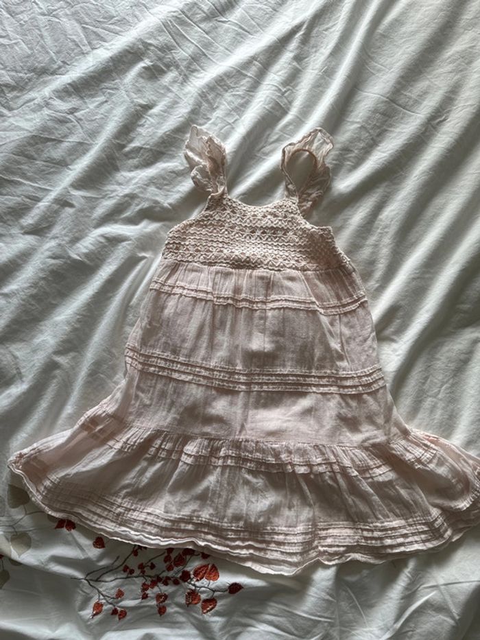 Robe tape à l’œil