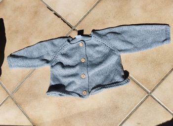 Gilet en maille gris chiné – Style Classique (10)