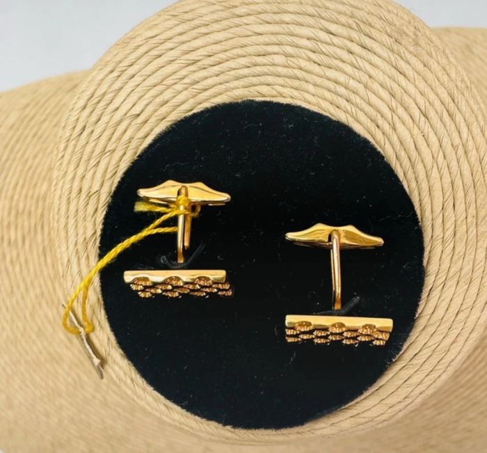 🔥 Boutons de manchettes chic vintage . Neuf. Plaqué or. - photo numéro 4