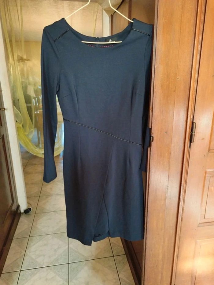 Robe droite bleue foncé col rond viscose S/36