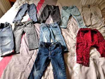 Lot de 18 pantalons 24 mois