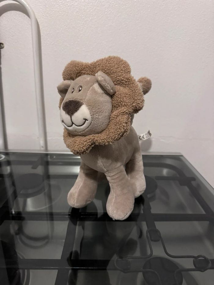 Peluche lion