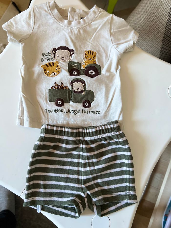 Short et tee shirt 6mois