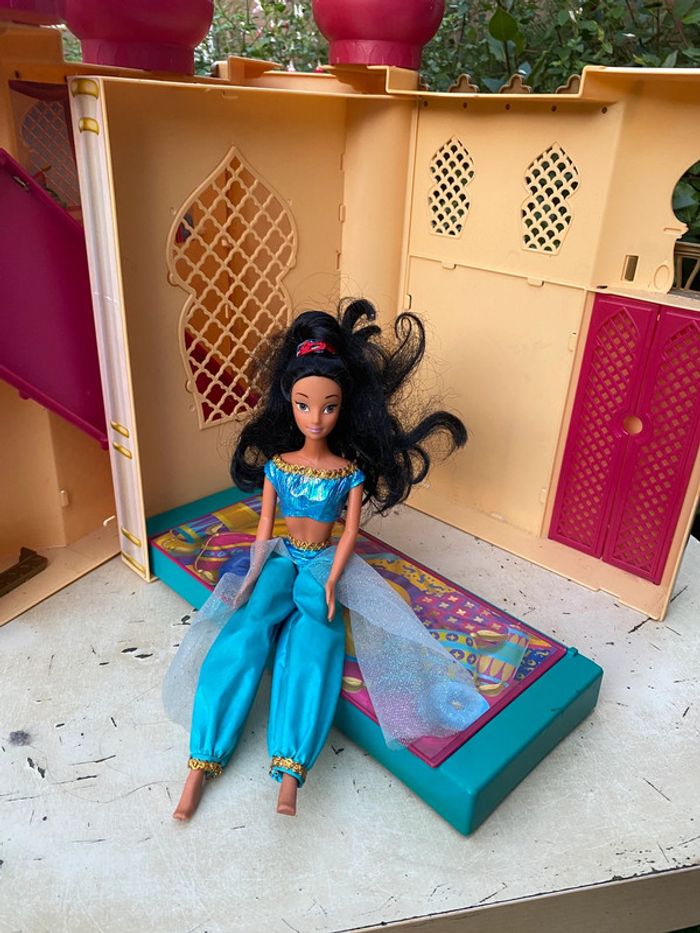 Disney princesse Jasmine Aladdin abu palais château Simba toys agrabah poupée castle - photo numéro 13