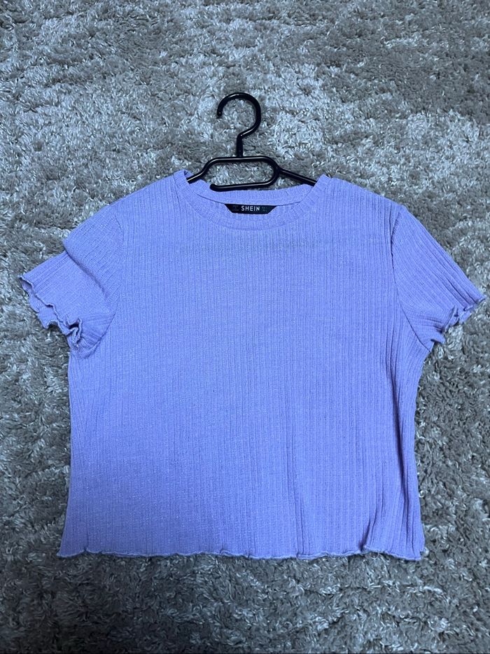 T-shirt court