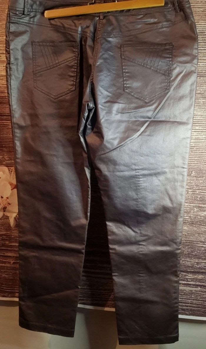 Magnifique pantalon Quattro taille 50 - photo numéro 2