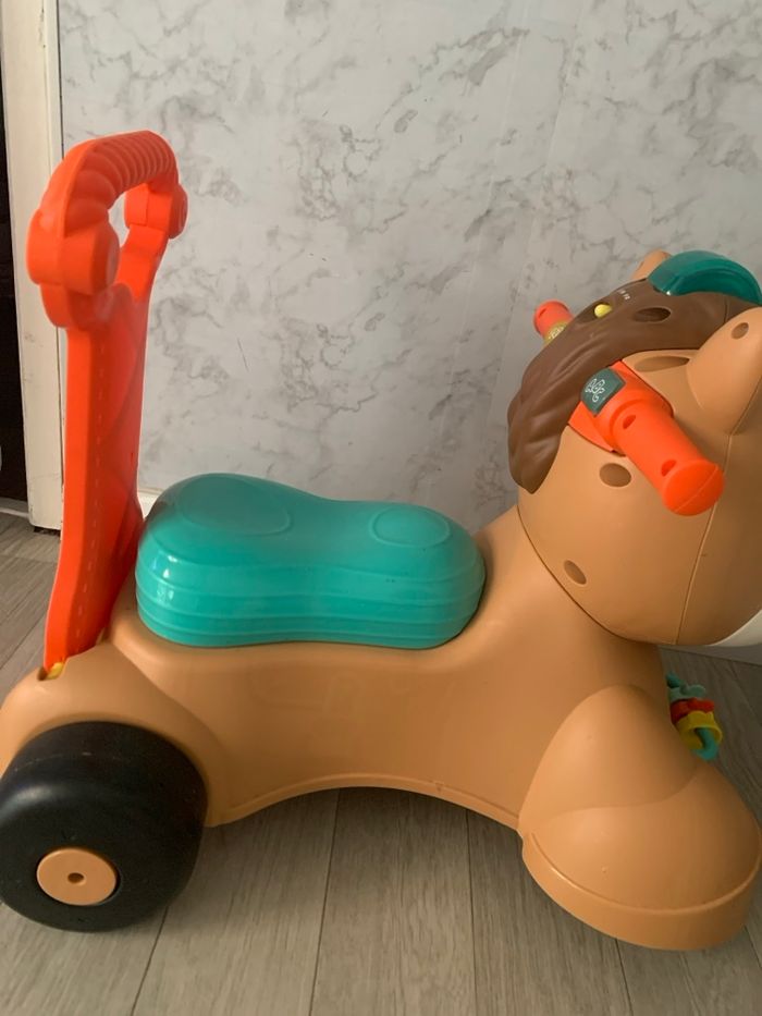Cheval enfant à pousser et s’asseoir dessus - photo numéro 4