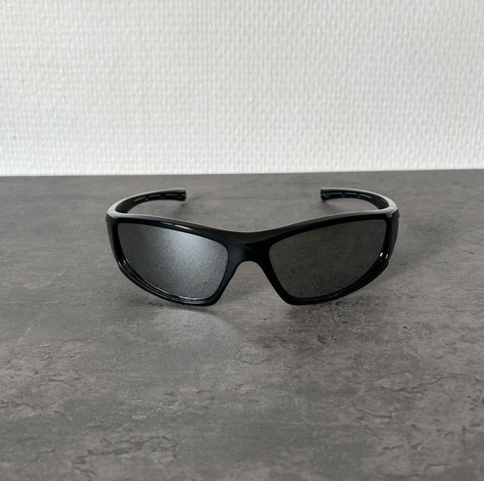 Lunettes Noires Effet Miroir