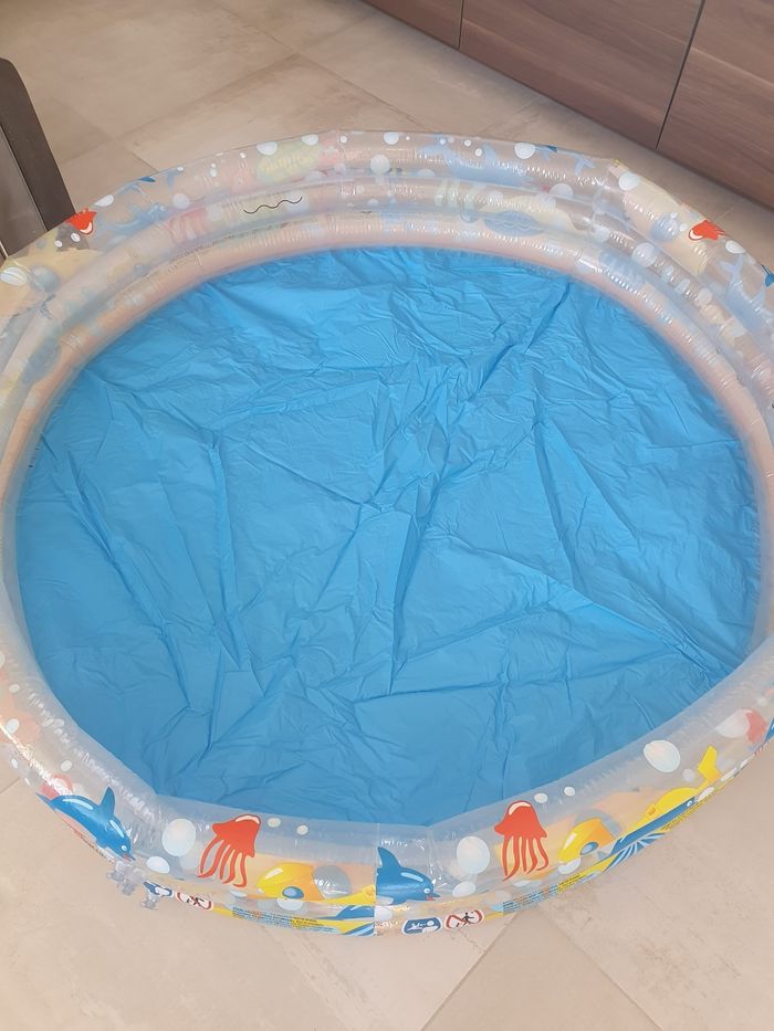 Piscine gonflable enfant 135 cm diamètre
