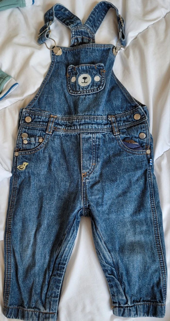 Lot 18 mois salopette ourson en jean et gilet - photo numéro 8