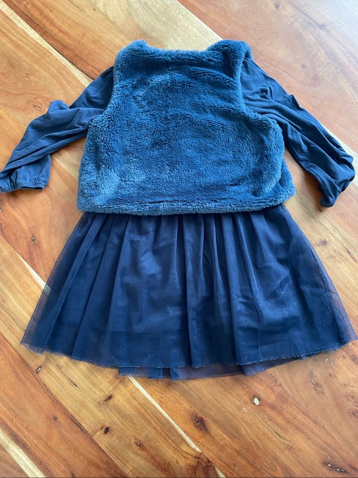 Robe de fêtes et son gilet fillette 24 mois - photo numéro 4