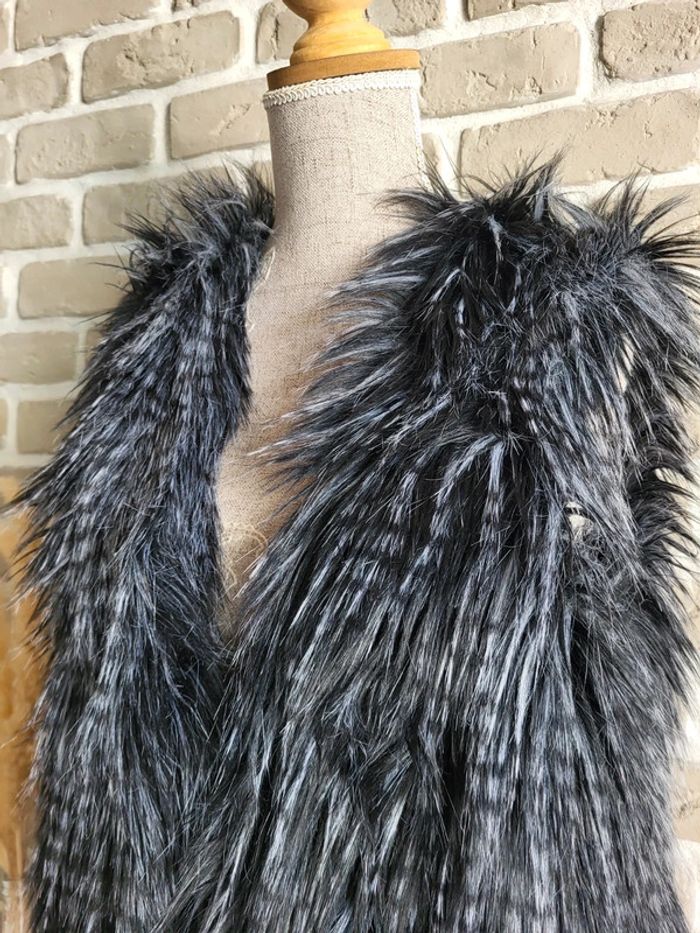 Incroyable veste sans manches en fausse fourrure H&M - photo numéro 4
