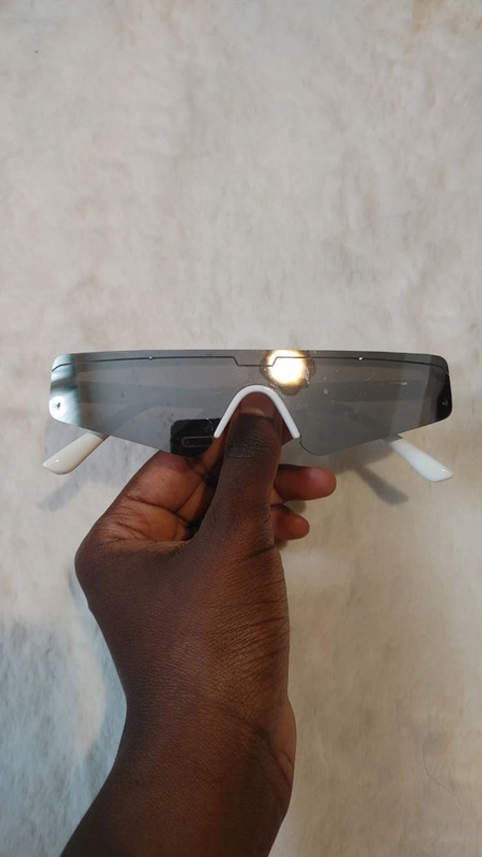 Une paire de lunettes vintage style yk2 - photo numéro 5