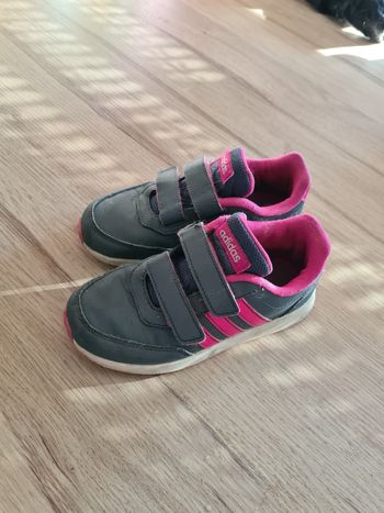 Basket adidas Taille 30