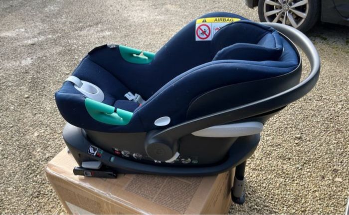 Cybex base Isofix - photo numéro 2
