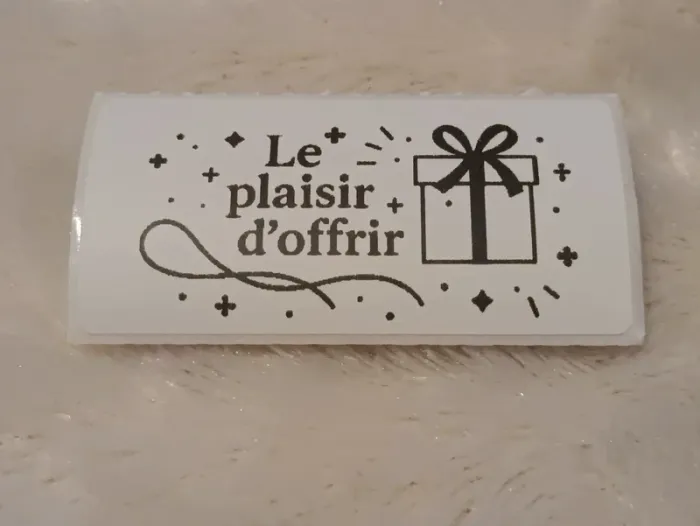 Étiquettes “Le plaisir d’offrir” Lot de 25 - photo numéro 3