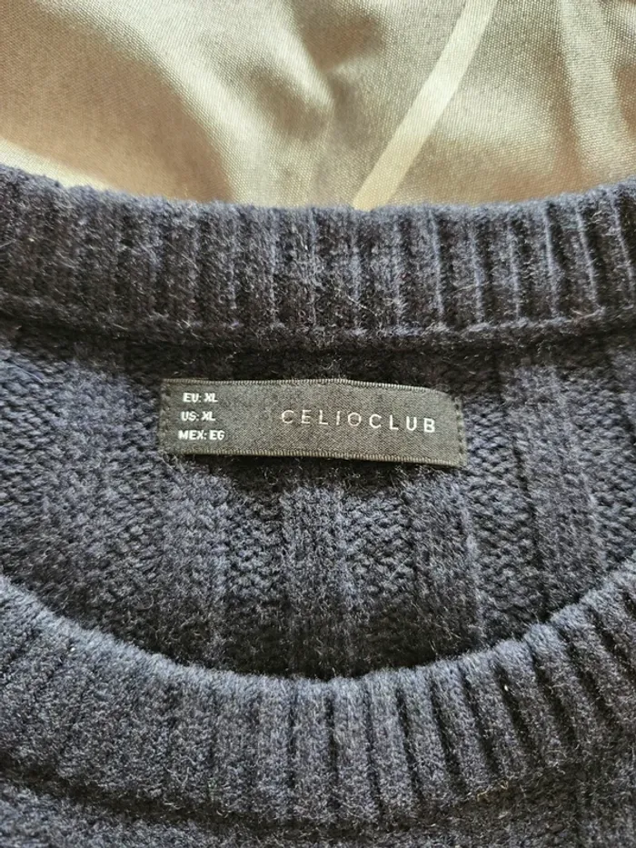 Pull Celio taille XL - photo numéro 3