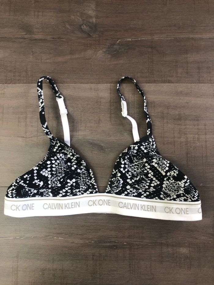 Brassière Calvin Klein taille M imprimé python