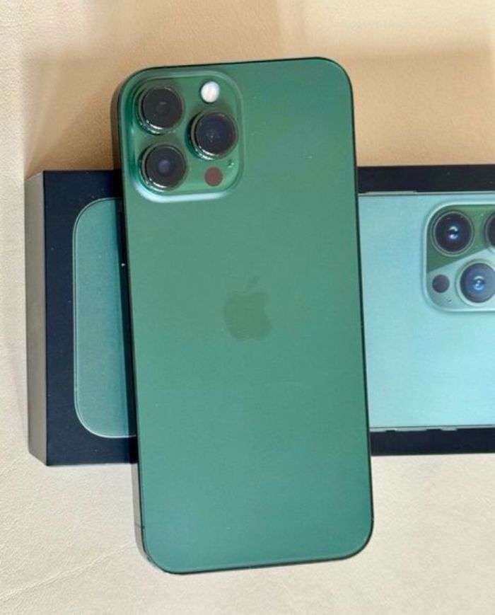 I p h o n e 13 p r o m a x - photo numéro 2