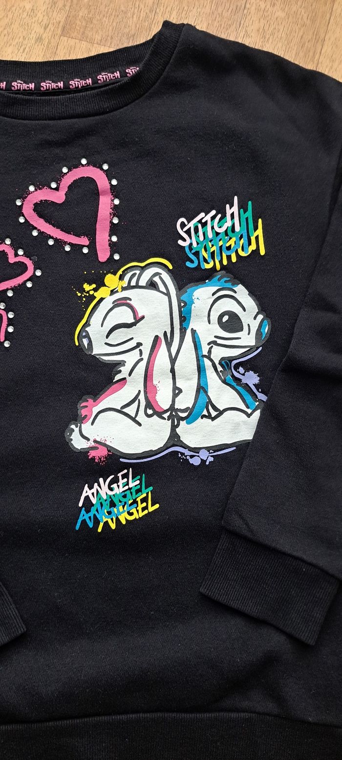 Pull fille stitch 9/10 ans - photo numéro 2
