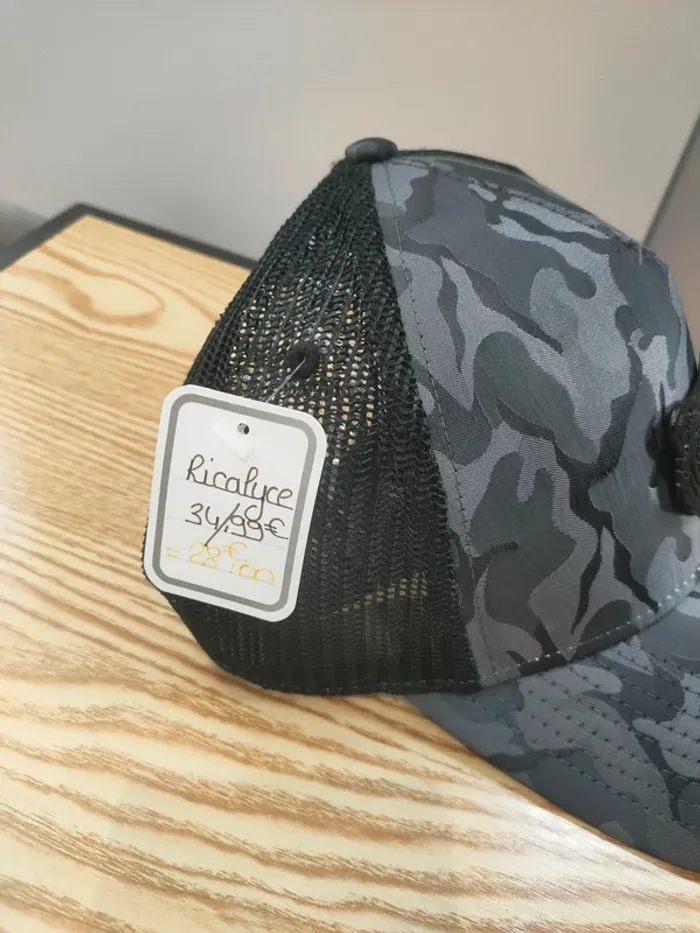 Casquette Ricalyce neuve - photo numéro 2