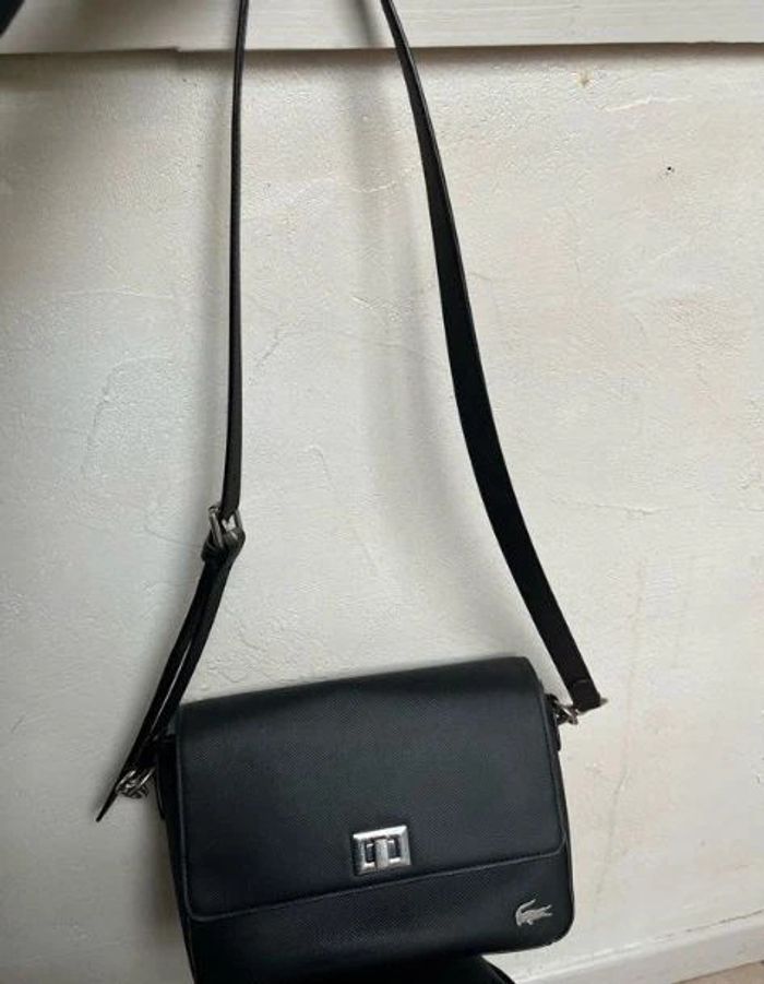 sac a main lacoste - photo numéro 2