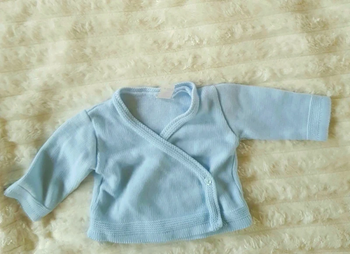 Brassière Cache coeur fille ou garçon 1 mois