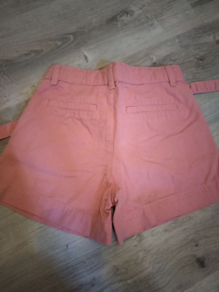 Short fille - photo numéro 2