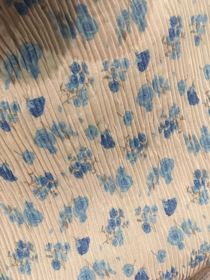 Jolie blouse légère tissu crépon jamais portée en XL 42 Shein - photo numéro 2