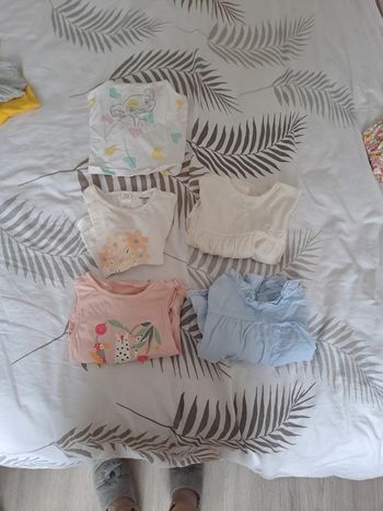 Lot t-shirt bébé fille