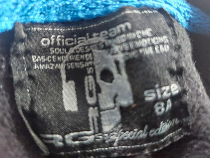 Pull en taille ans - photo numéro 3