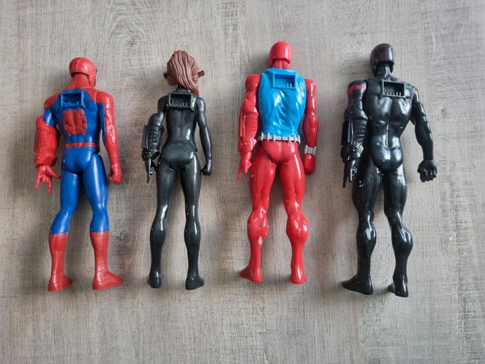 Lot de 4 figurines Avengers 30cm - photo numéro 3