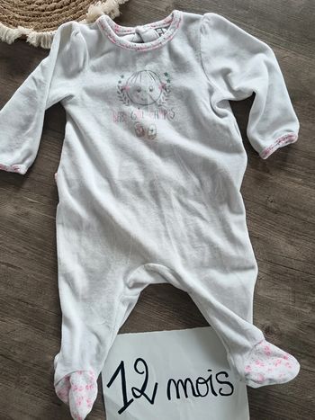 🌞pyjama blanc et rose taille 12 mois très bon état