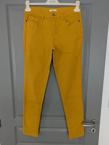 Pantalon jaune moutarde cache cache taille 40