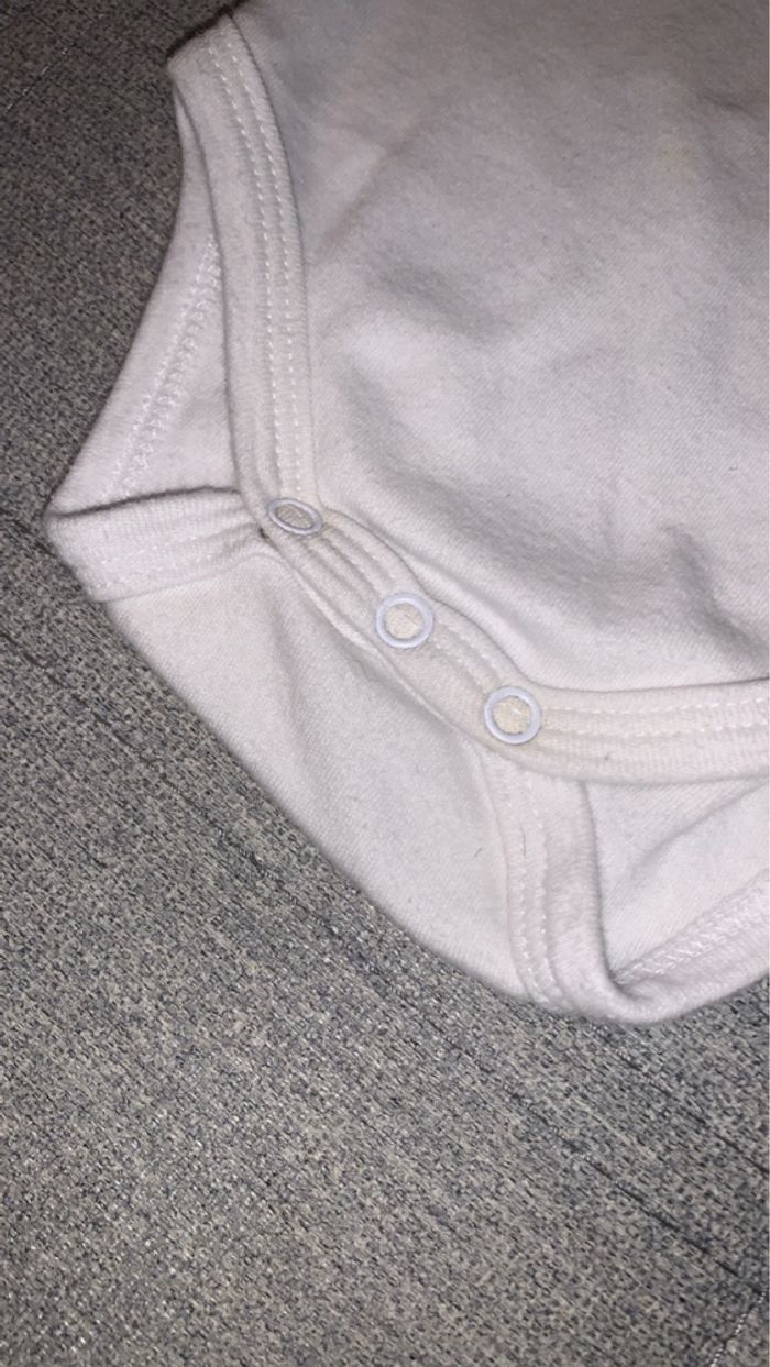 Body bébé - photo numéro 3