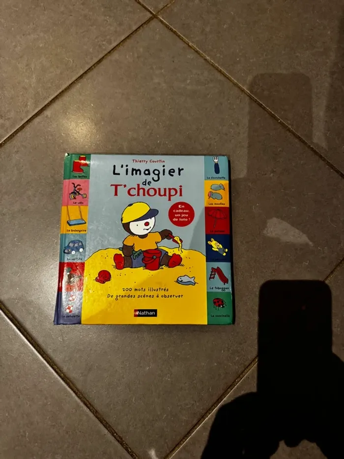 Livre / Album - L’imagier de t’choupi - Nathan - Bon état