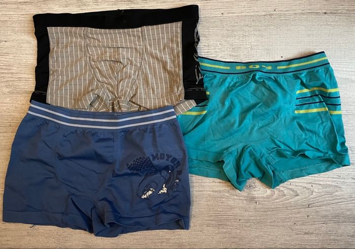 Lot 3 boxers 8/10 ans