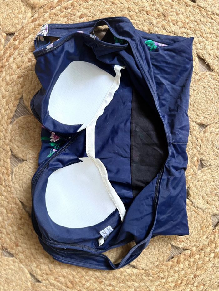 Maillot de bain fleuri - bleu marine/rose - taille 42/XL - rembourrés - photo numéro 5